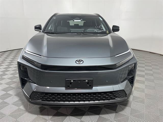 New 2026 Toyota C-HR AWD/4WD video 2