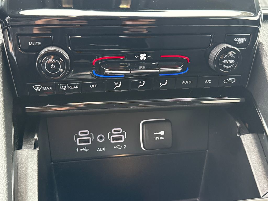 Certified 2023 Jeep Grand Cherokee Laredo w/ MOPAR Finishing Package image 26