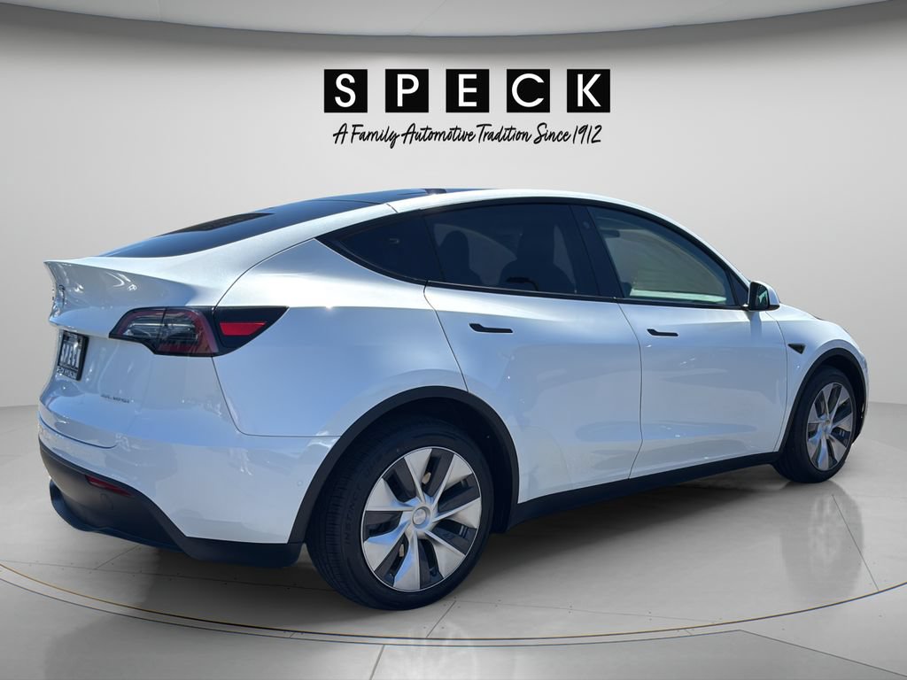 Used 2021 Tesla Model Y Long Range AWD/4WD image 5