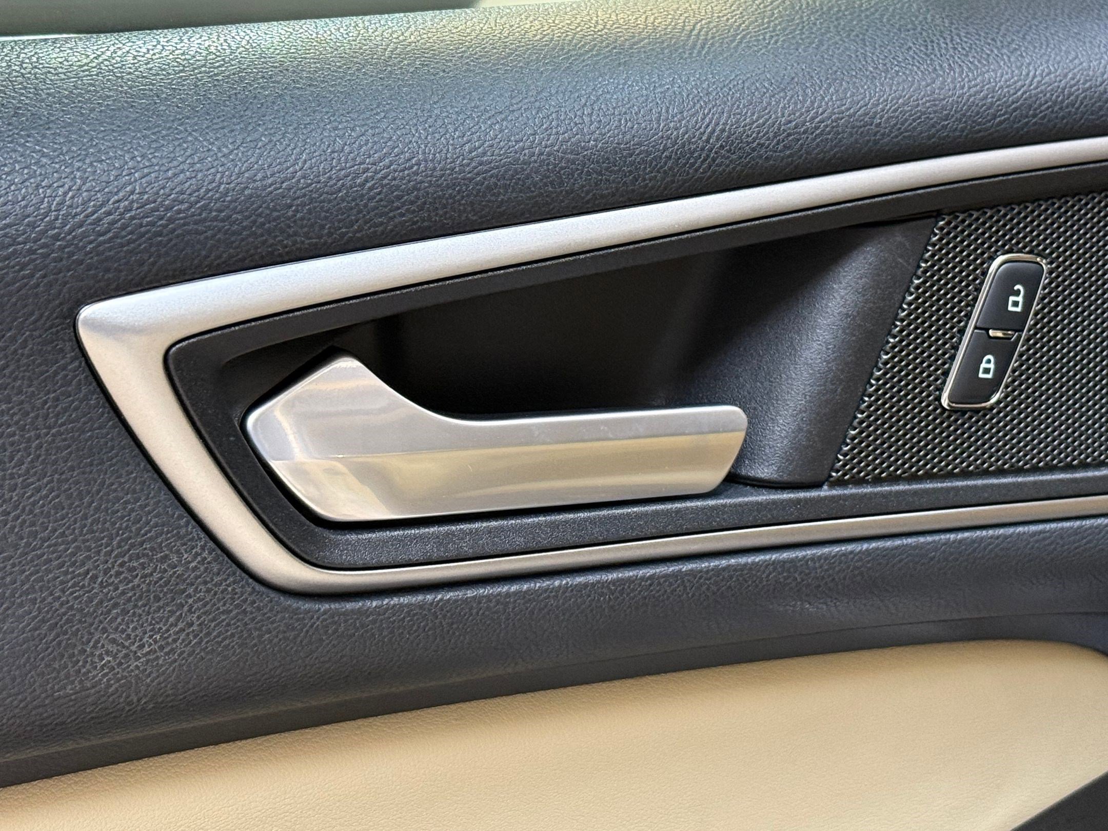 Used 2015 Ford Edge SEL w/ Equipment Group 201A image 22