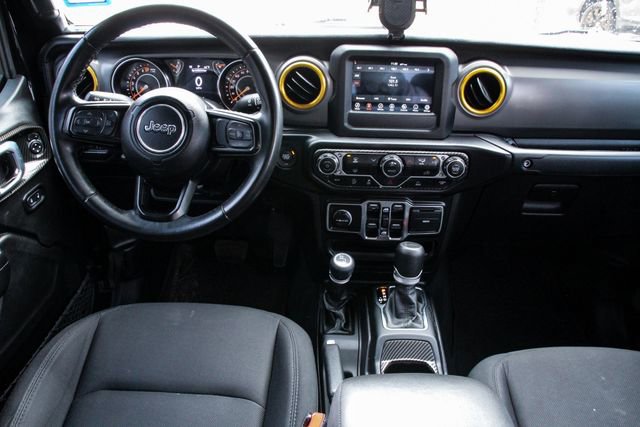 Used 2022 Jeep Gladiator Willys image 29