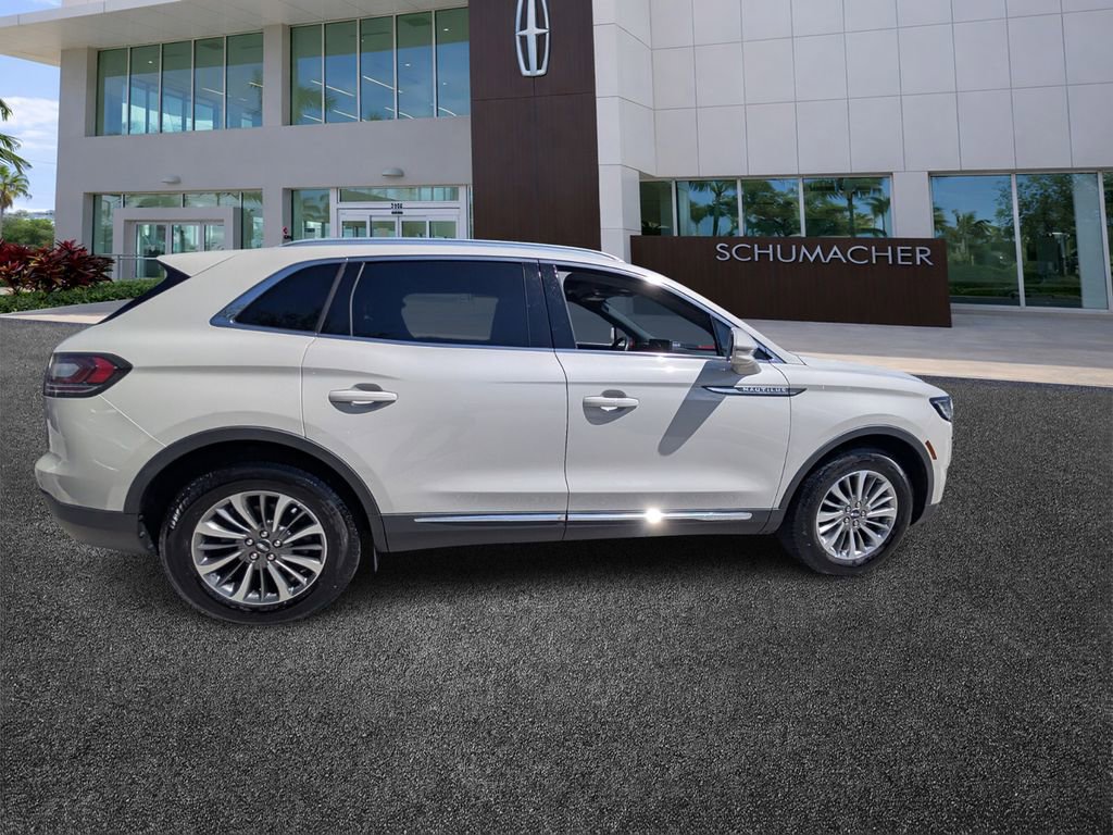 Used 2022 Lincoln Nautilus Reserve image 8