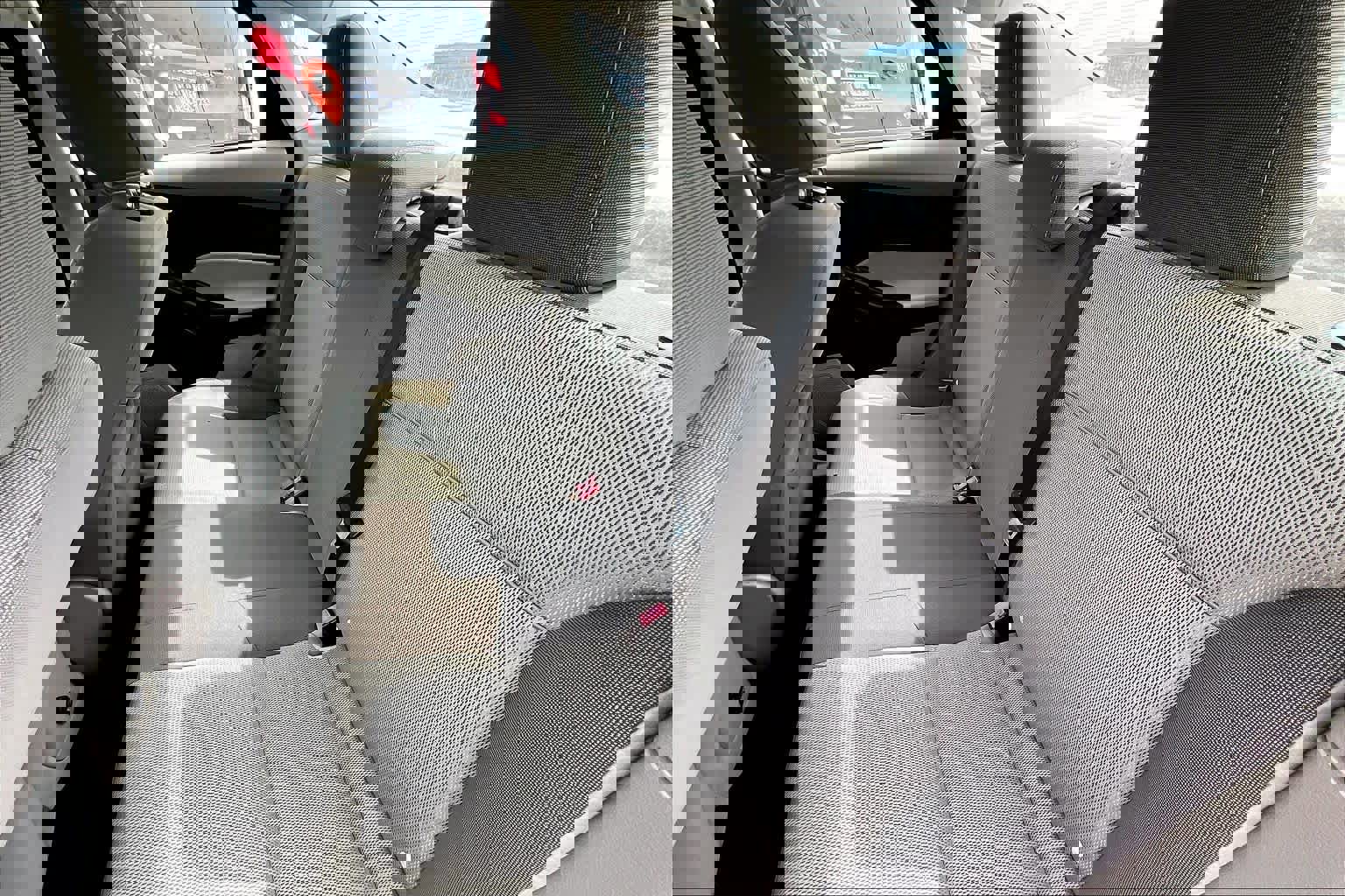 Used 2014 Ford Focus SE FWD image 21