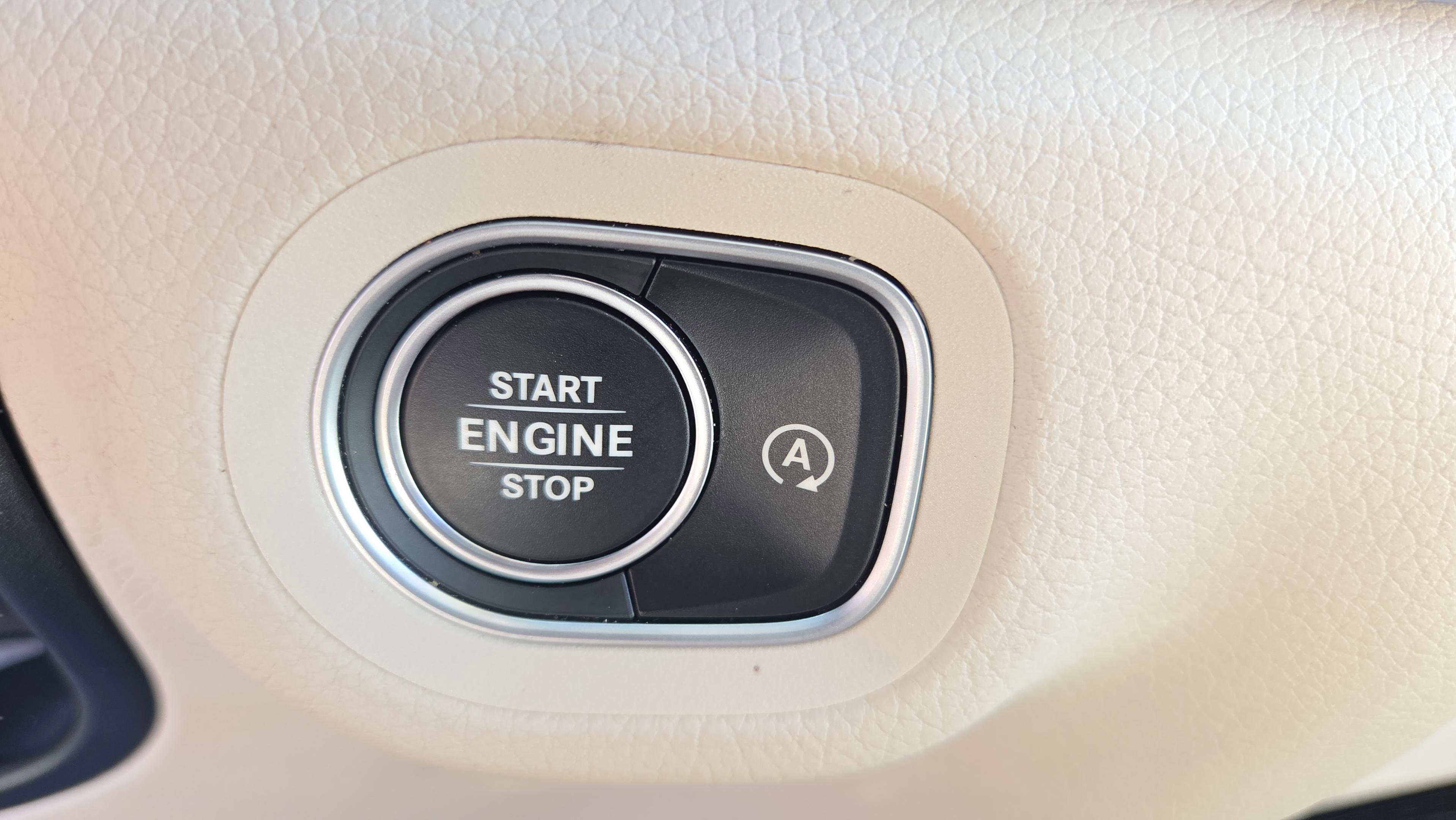 Certified 2024 Mercedes-Benz GLS 450 4MATIC image 27