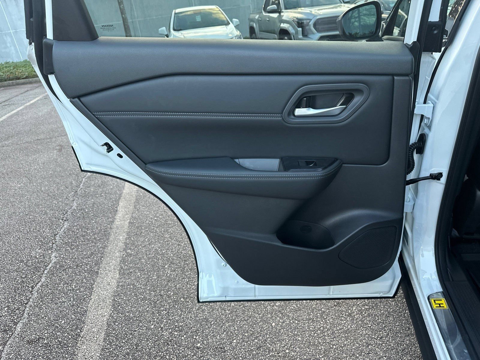 New 2026 Nissan Rogue Dark Armor FWD image 22
