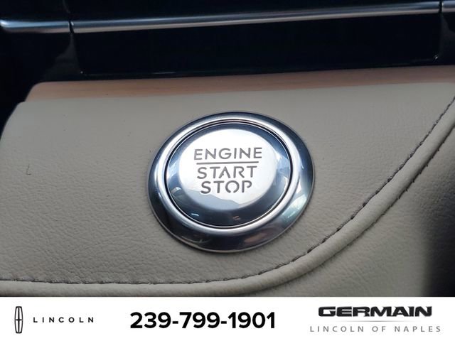 New 2025 Lincoln Nautilus Reserve image 32