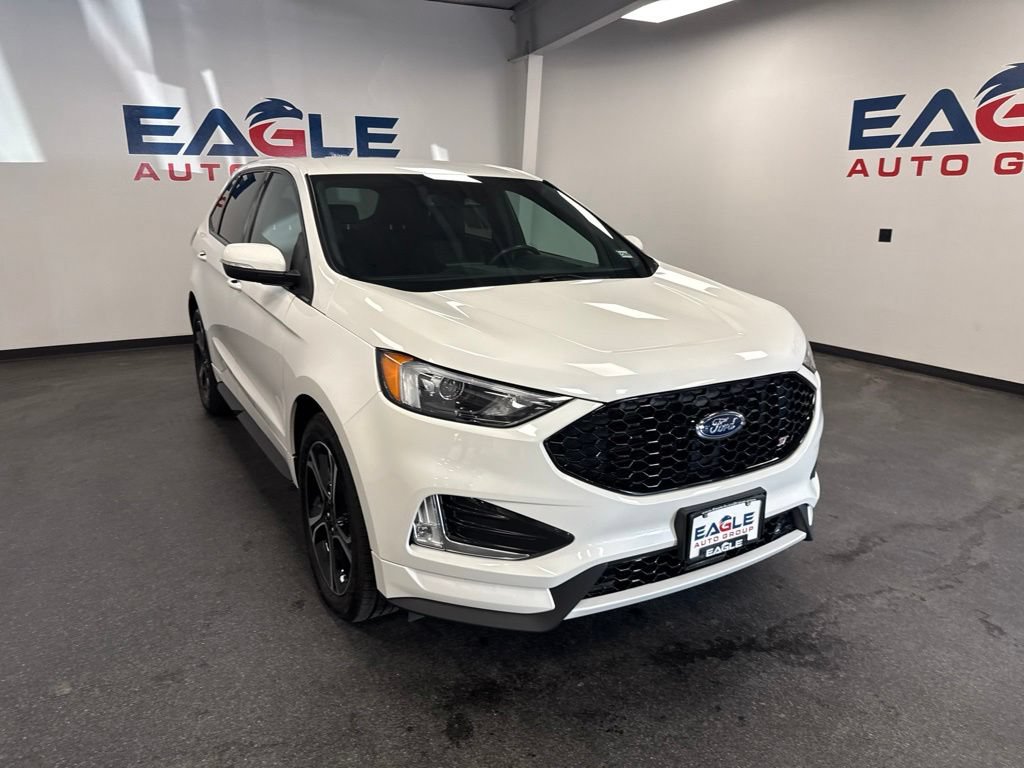 Used 2023 Ford Edge ST AWD/4WD image 2