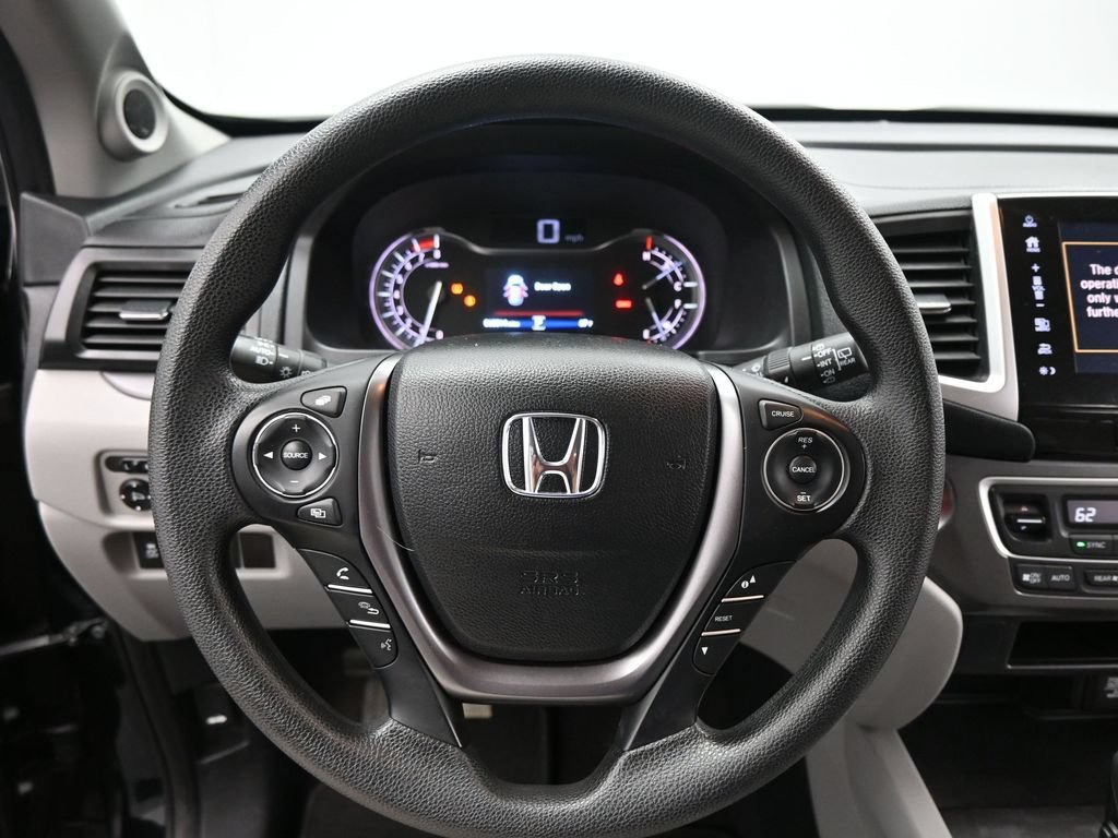 Used 2017 Honda Pilot EX image 10