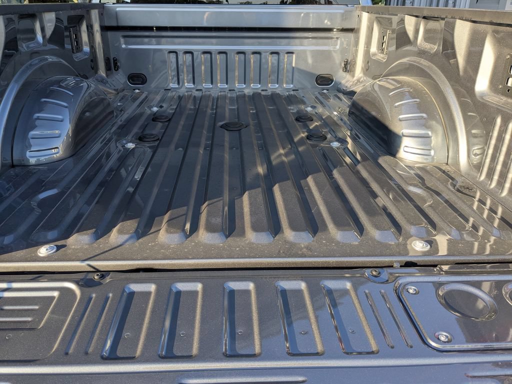 New 2027 Ford F250 Lariat w/ Lariat Premium Package AWD/4WD image 28