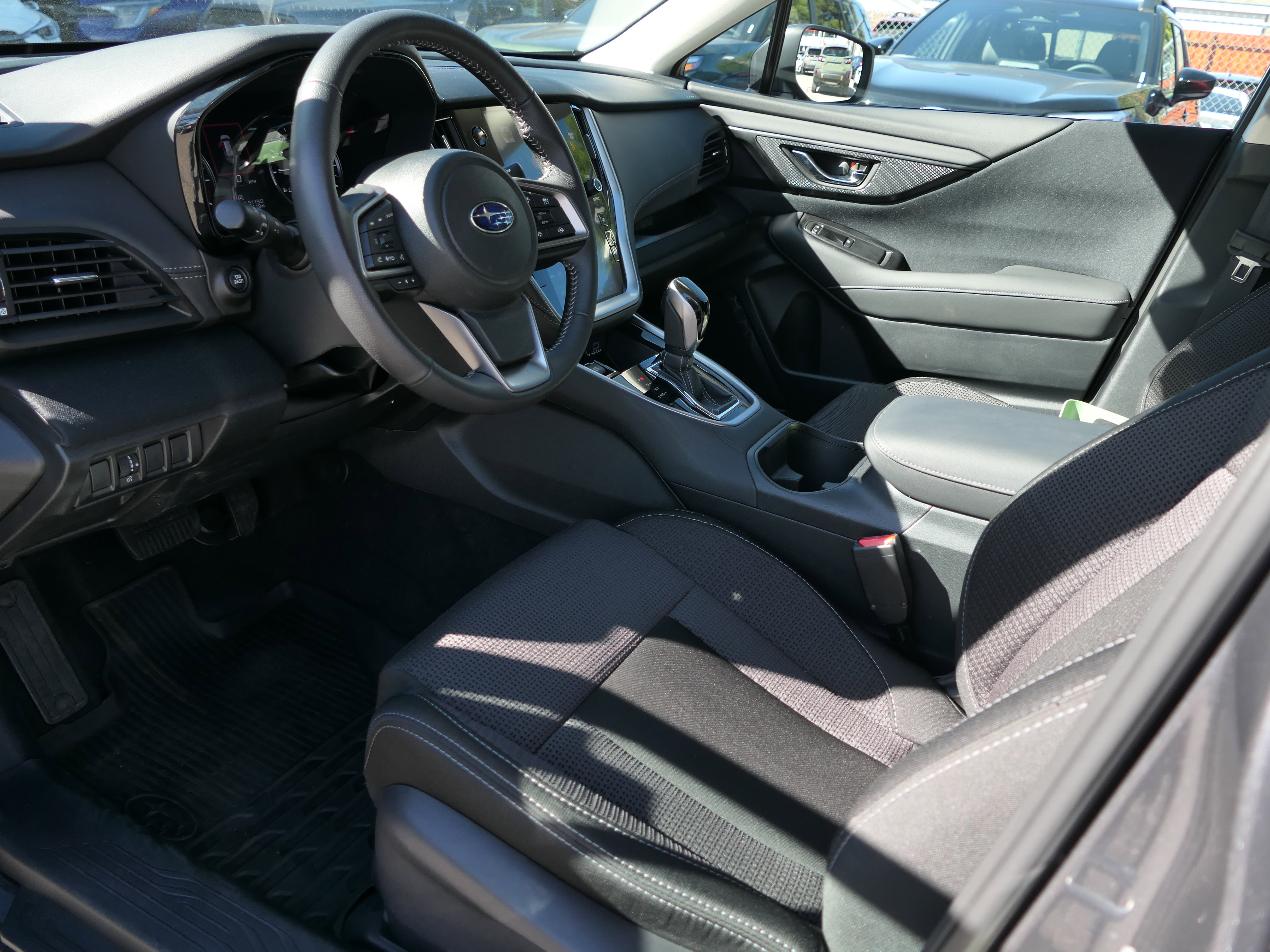 Certified 2025 Subaru Outback Premium image 11