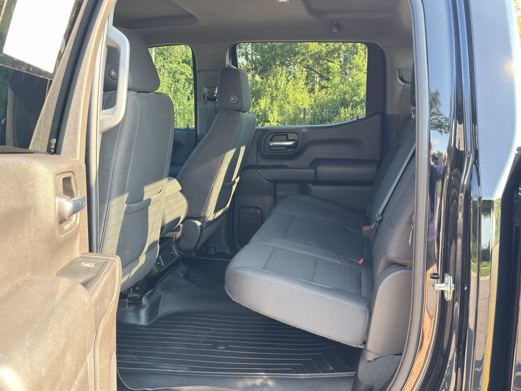Used 2023 Chevrolet Silverado 1500 Custom Trail Boss AWD/4WD image 32