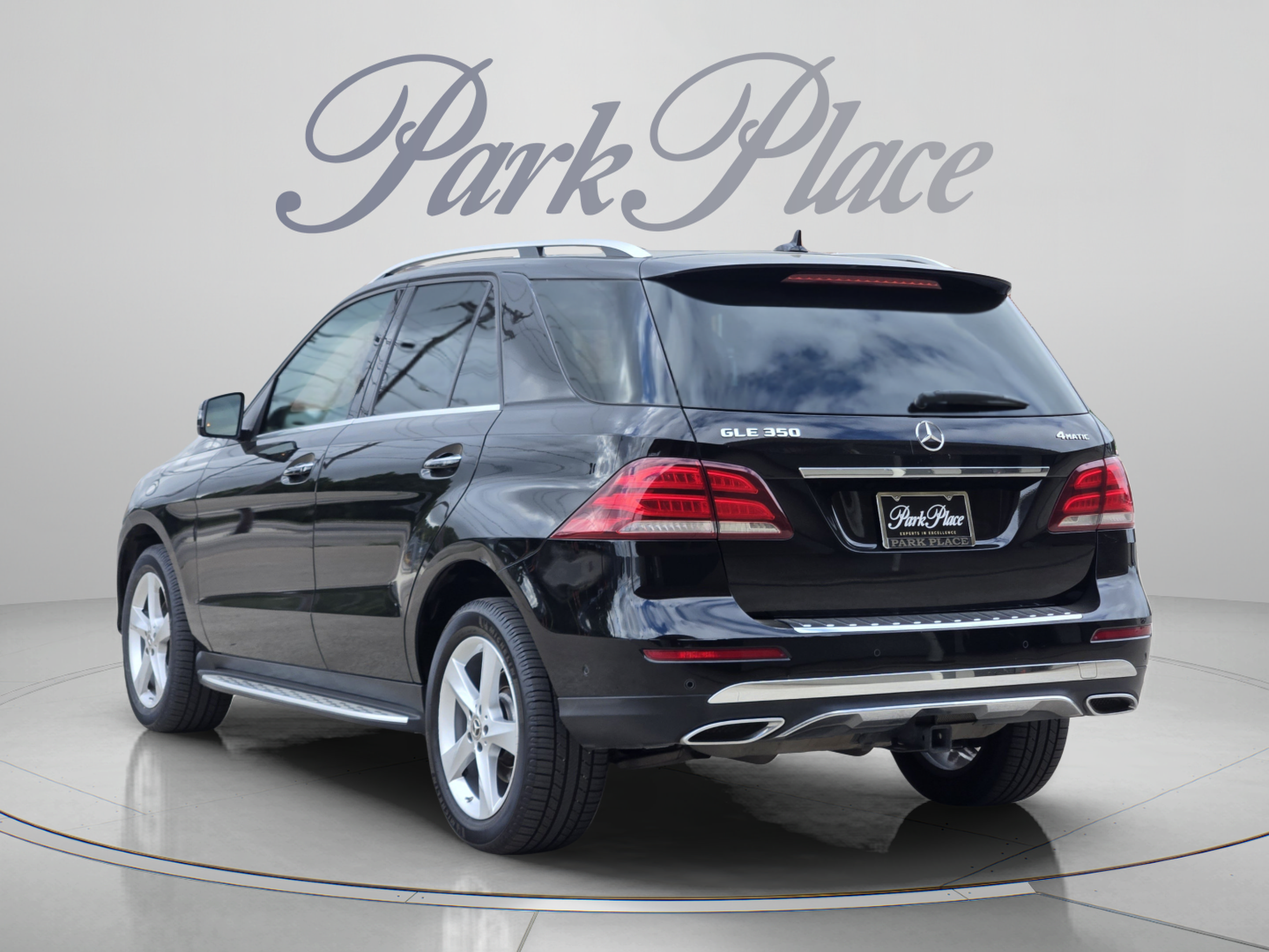 Used 2018 Mercedes-Benz GLE 350 4MATIC image 3
