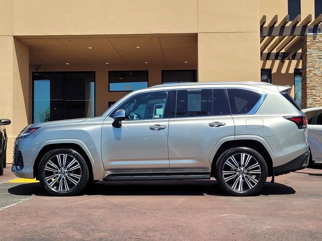 Used 2024 Lexus LX 600 4WD w/ Luxury Package image 9