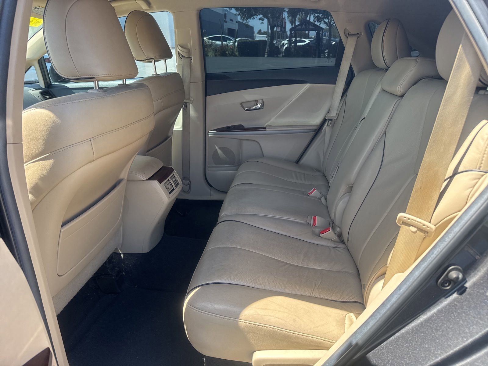 Used 2011 Toyota Venza w/ Premium Pkg #2 FWD image 15