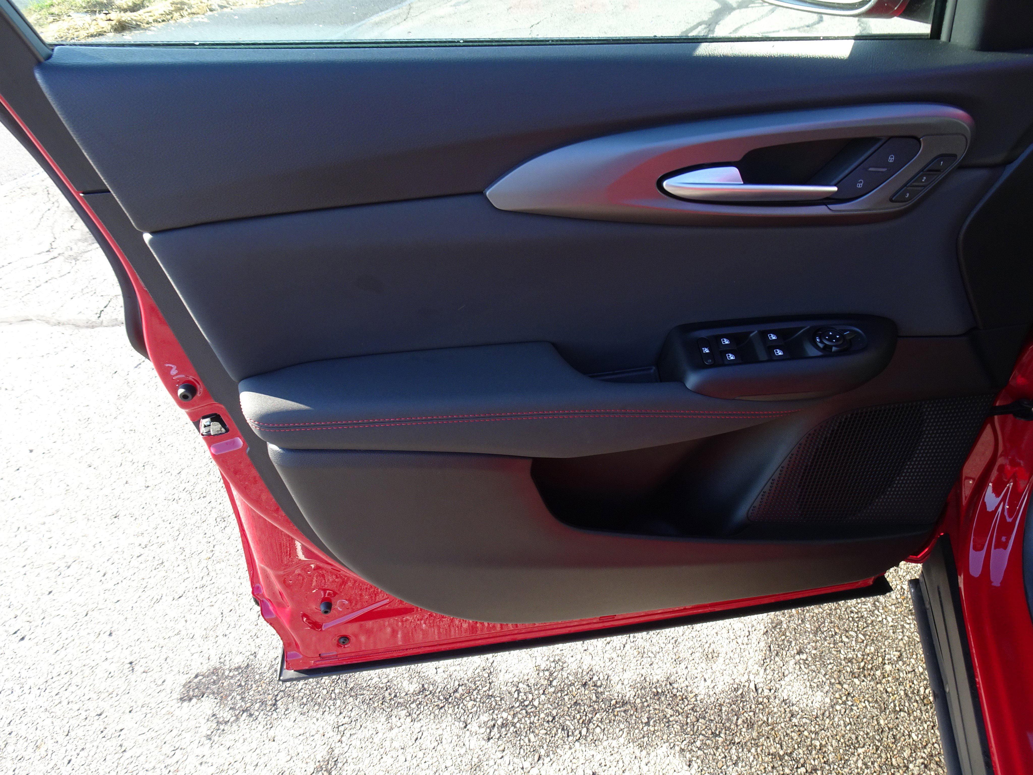 Used 2024 Dodge Hornet R/T w/ R/T Blacktop Package image 8