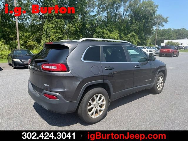 Certified 2017 Jeep Cherokee Latitude w/ Comfort/Convenience Group AWD/4WD image 3