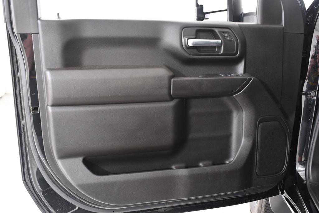 Used 2025 Chevrolet Silverado 3500 W/T AWD/4WD image 20