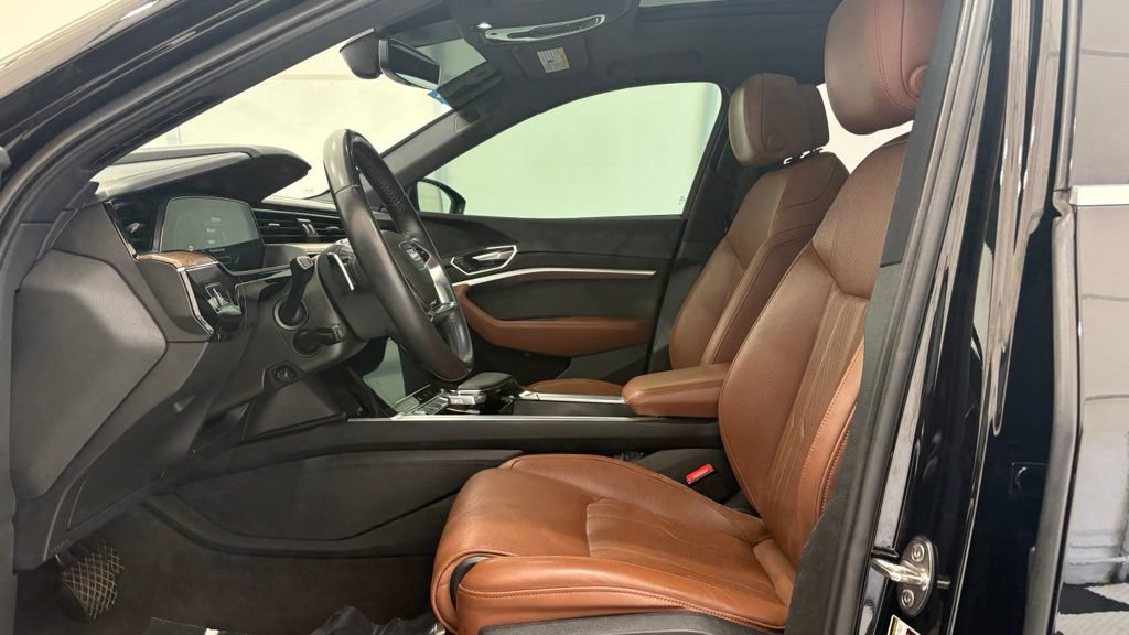 Used 2019 Audi e-tron Prestige AWD/4WD image 12