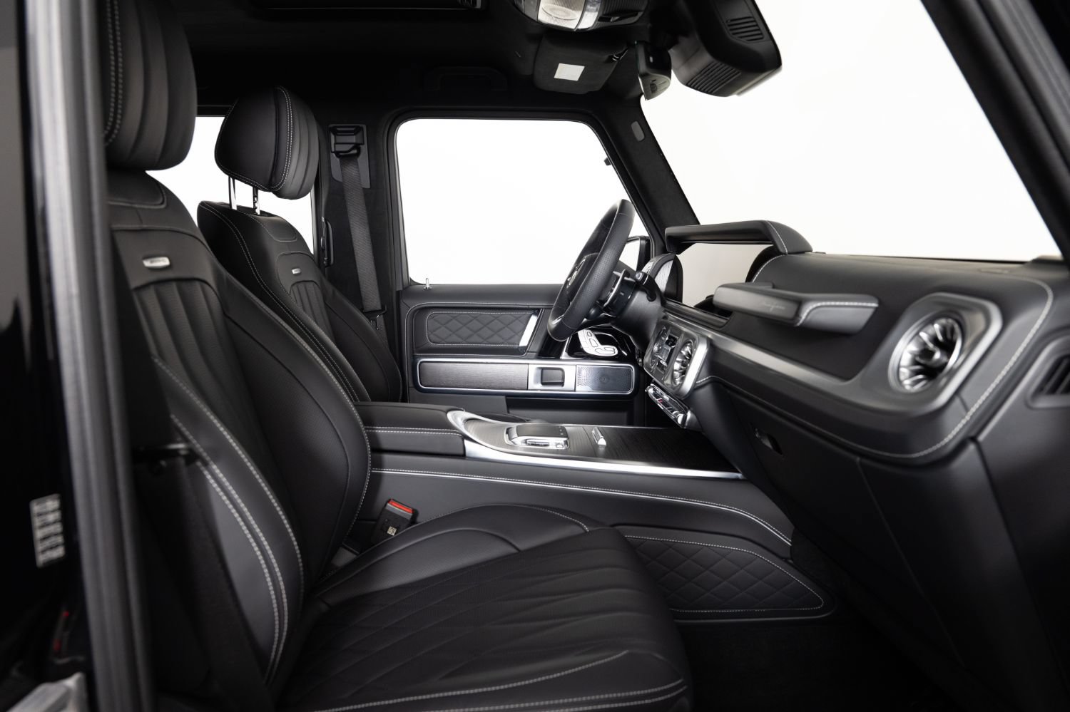 Used 2025 Mercedes-Benz G 63 AMG 4MATIC image 27