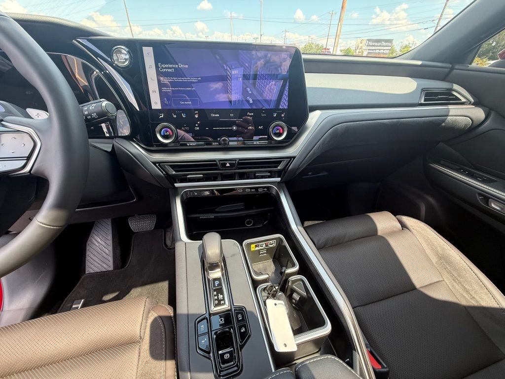 Used 2026 Lexus TX 350 AWD w/ Technology Package image 15