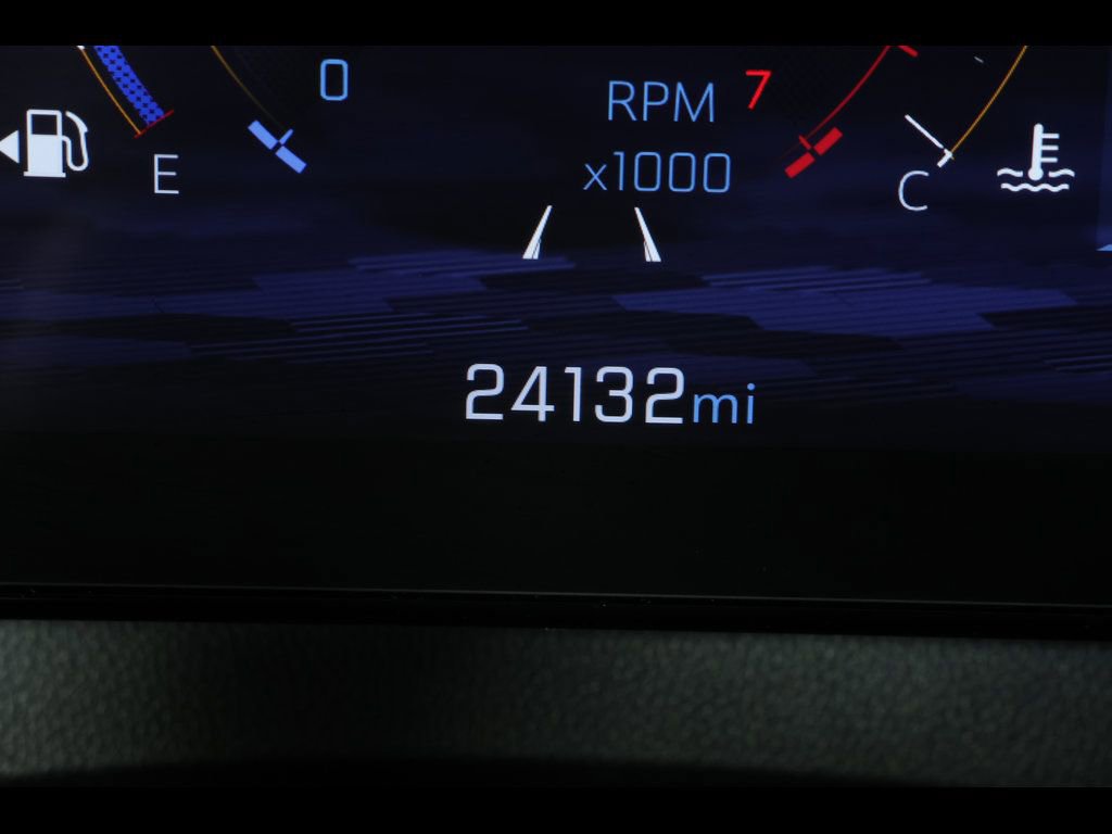 Used 2024 Chevrolet Traverse LS w/ Midnight/Sport Edition FWD image 25