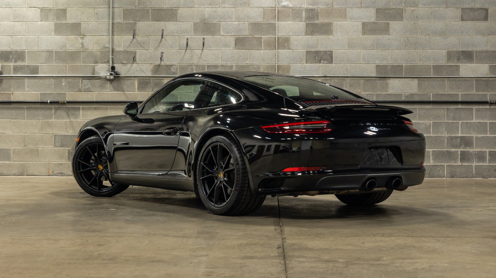 Used 2019 Porsche 911 Carrera RWD image 6