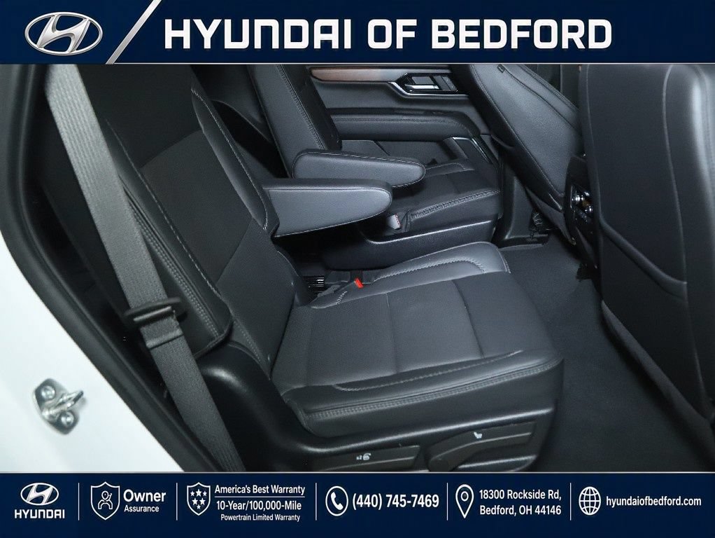 Used 2025 GMC Yukon Denali AWD/4WD image 40