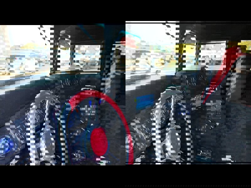 Used 1997 HUMMER H1 4-Door Wagon image 6