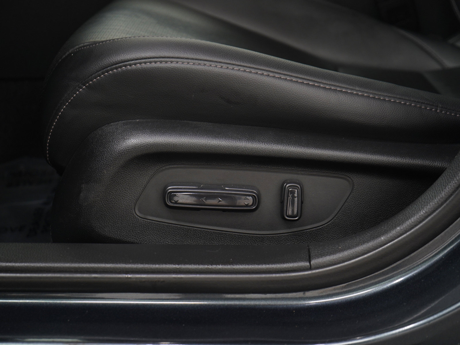Used 2024 Honda Civic EX-L image 19