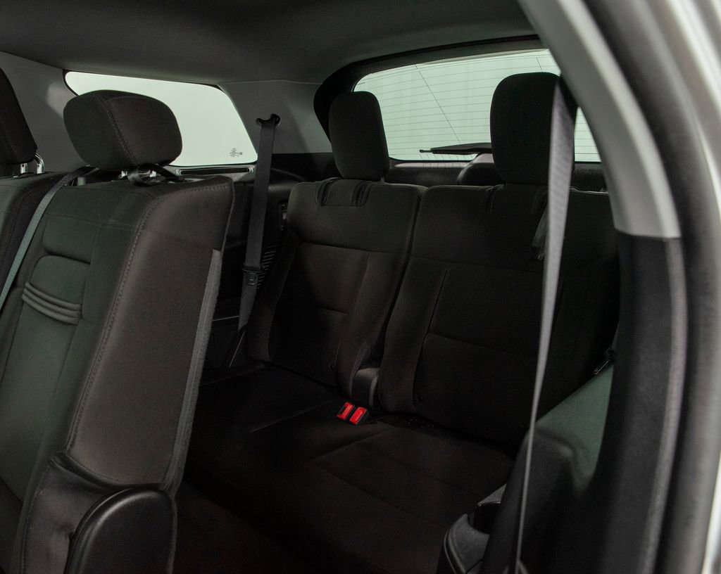 Used 2022 Ford Explorer XLT AWD/4WD image 10