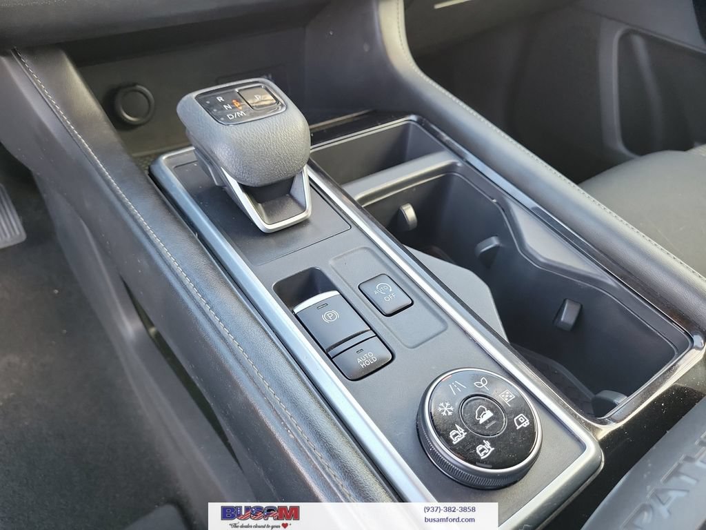 Used 2022 Nissan Pathfinder SV AWD/4WD image 29