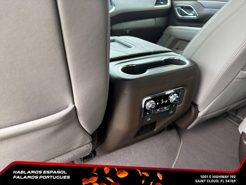 Used 2024 GMC Yukon SLT w/ SLT Luxury Package AWD/4WD image 28