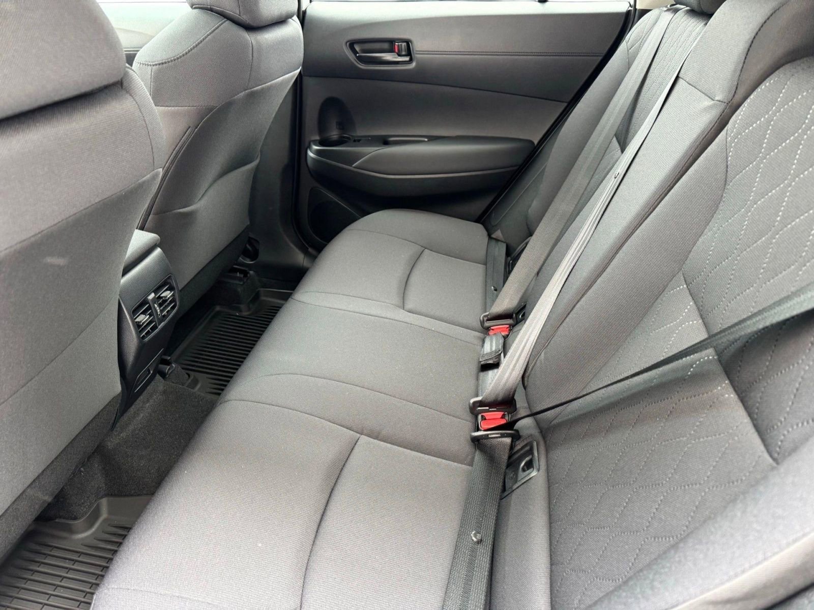 Used 2026 Toyota Corolla Cross LE w/ Moonroof Package image 13