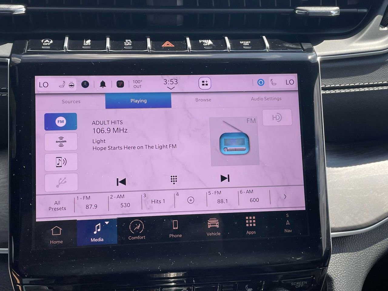 New 2025 Jeep Grand Cherokee L Limited w/ Black Appearance Package image 18