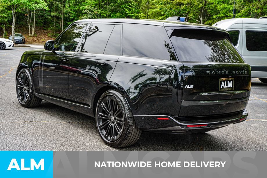 Used 2023 Land Rover Range Rover SE AWD/4WD image 4