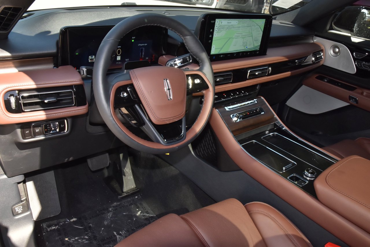 New 2027 Lincoln Aviator Reserve AWD/4WD image 35