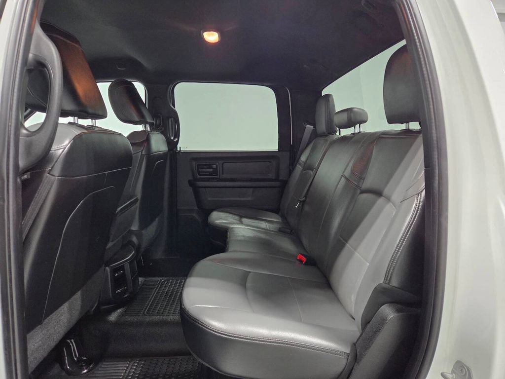 Used 2022 RAM 2500 Tradesman w/ Chrome Appearance Group image 5