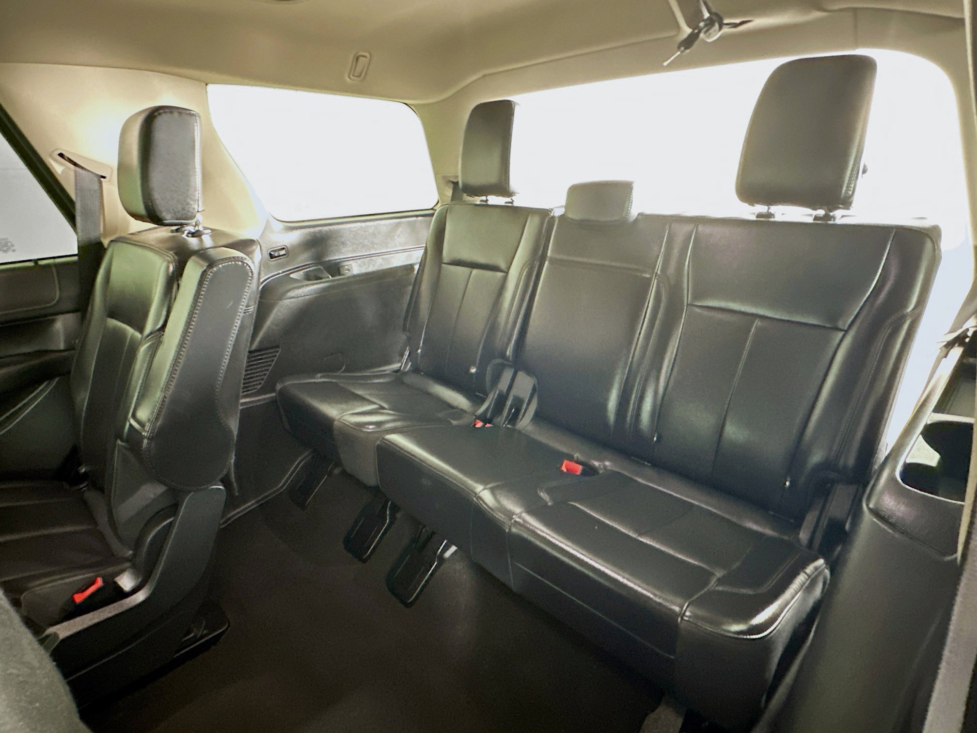Used 2024 Ford Expedition XLT image 29