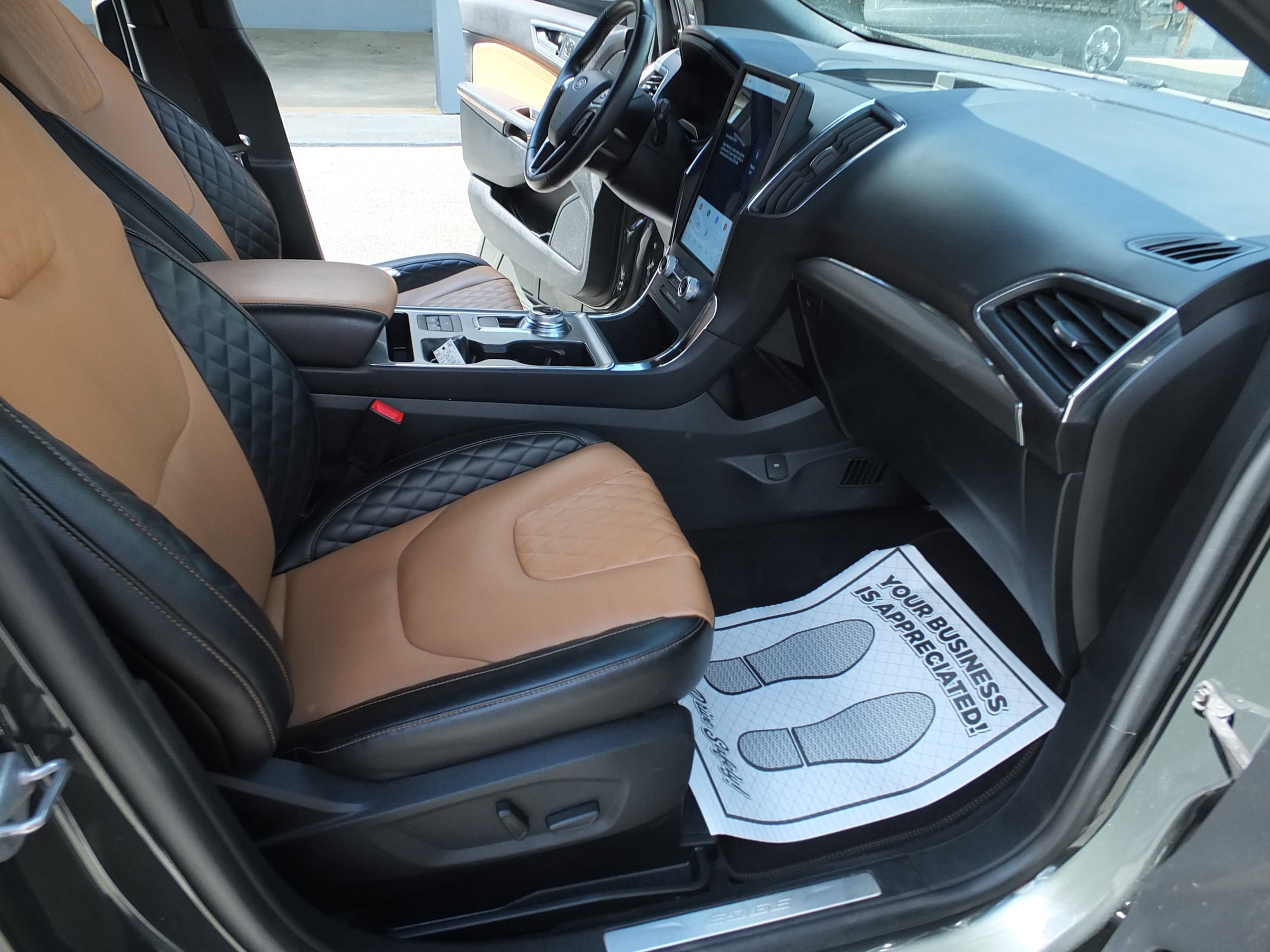 Used 2024 Ford Edge Titanium w/ Titanium Elite Package AWD/4WD image 14