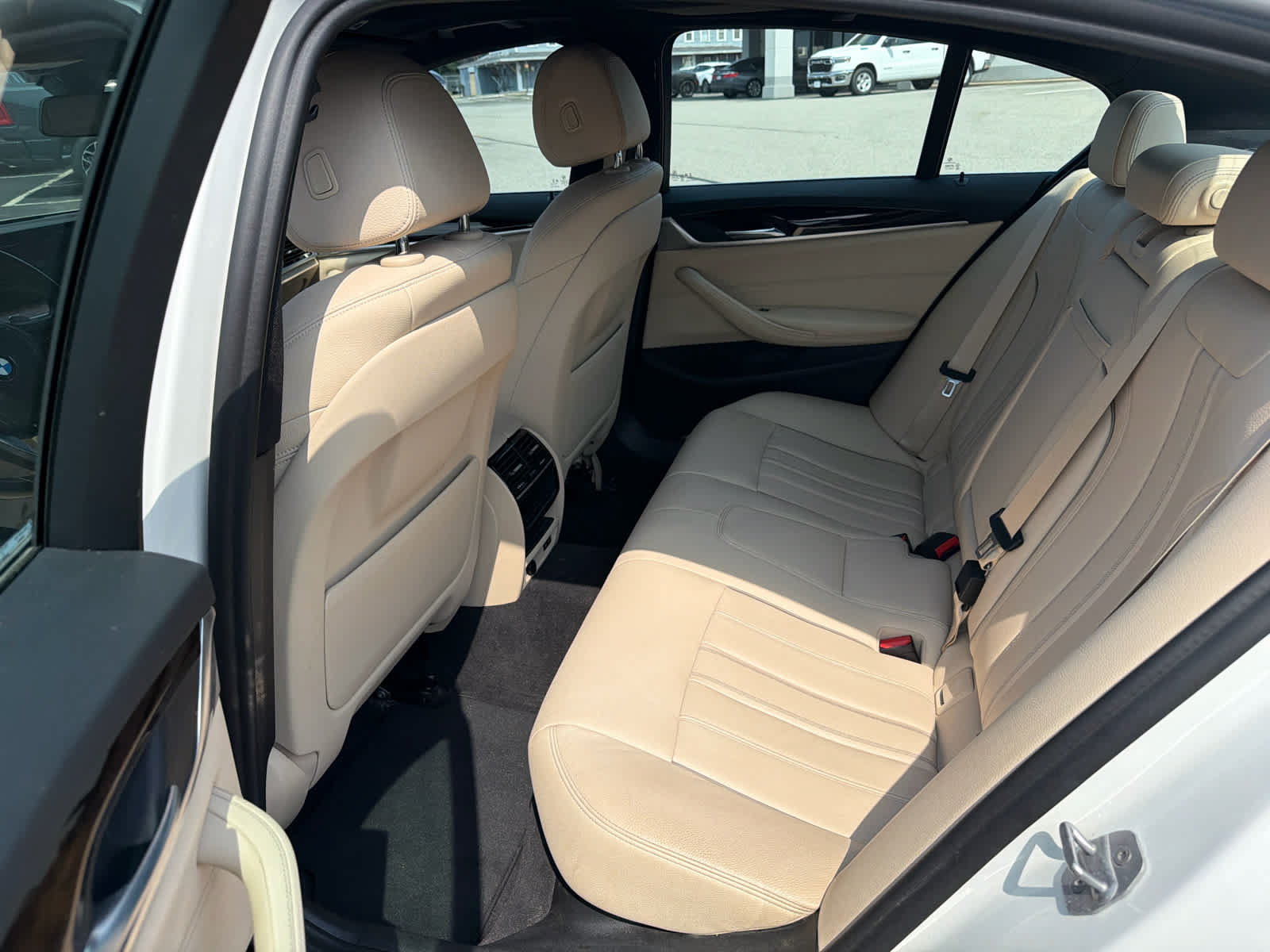 Used 2020 BMW 540i xDrive w/ Convenience Package AWD/4WD image 10