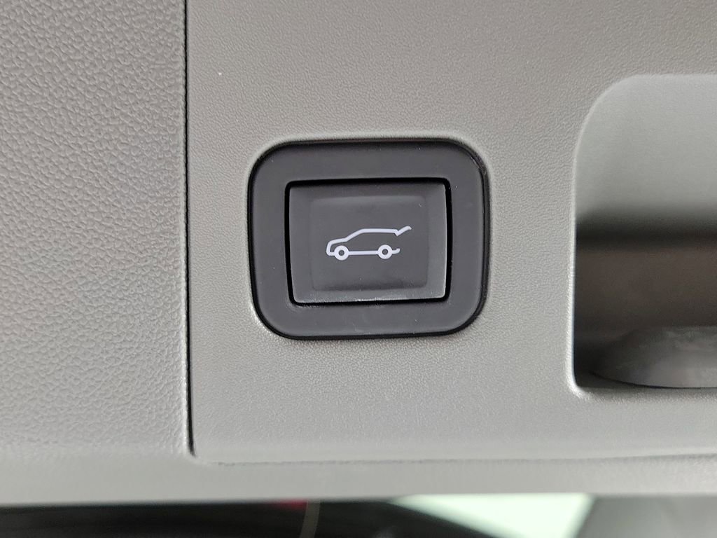 Certified 2023 Cadillac XT5 Premium Luxury FWD image 9