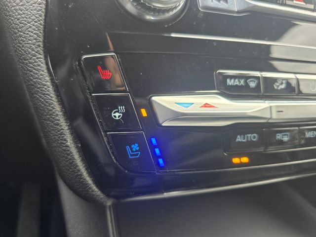 Used 2024 Ford Explorer Limited AWD/4WD image 20