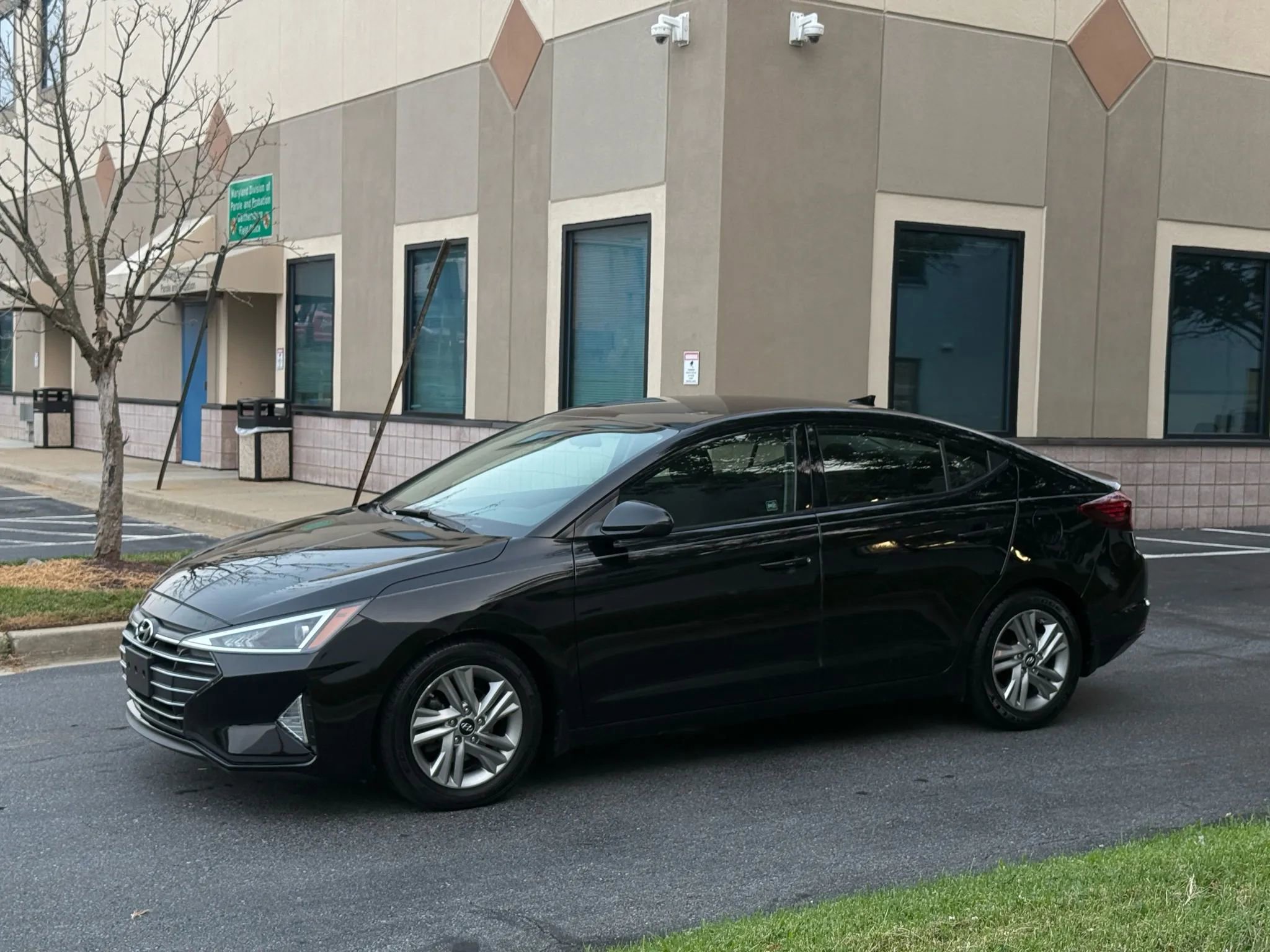 Used 2020 Hyundai Elantra SEL w/ Winter Weather Package image 9