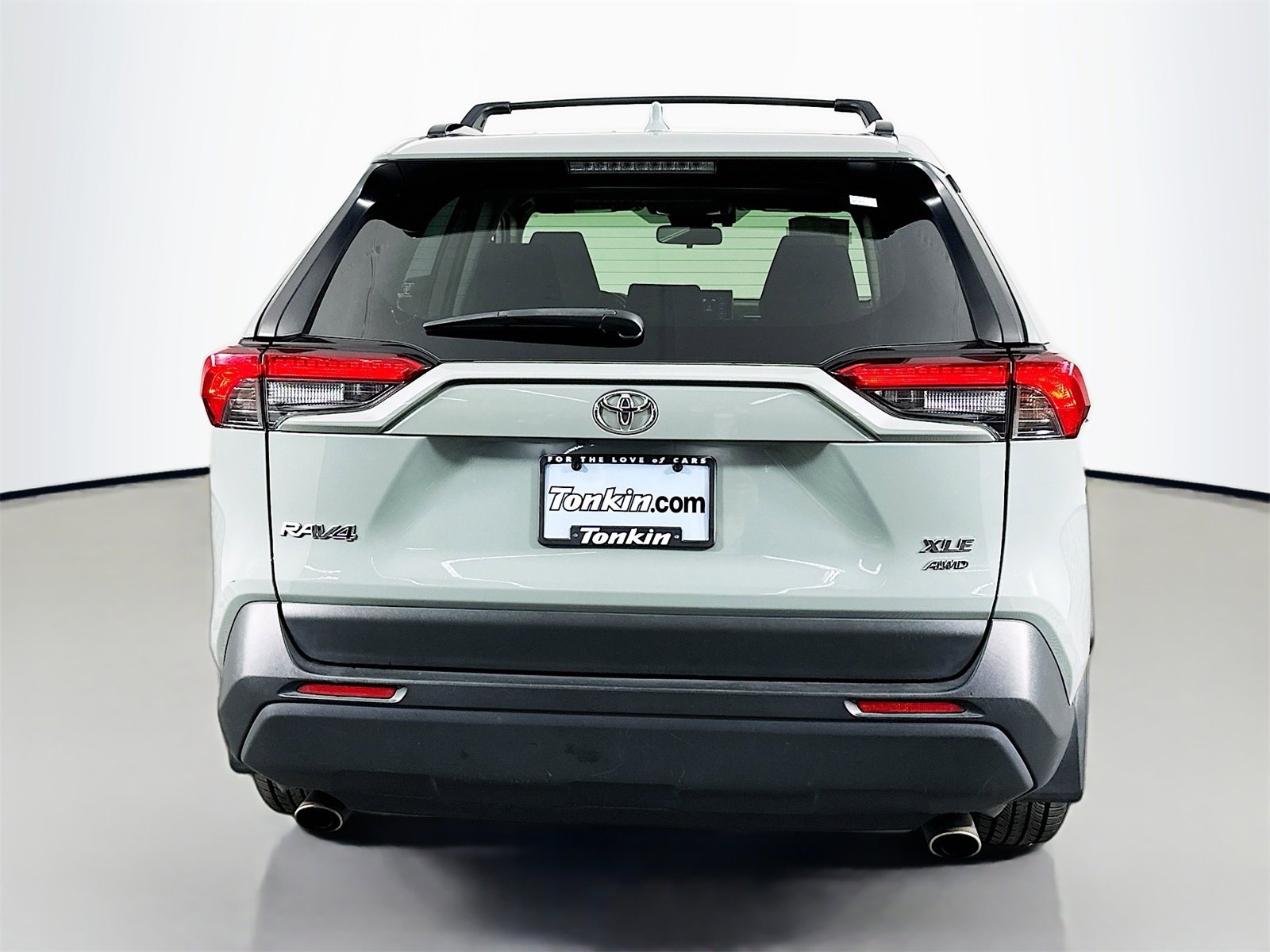 Certified 2020 Toyota RAV4 XLE image 6