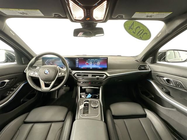 Used 2024 BMW 330i xDrive Sedan image 3