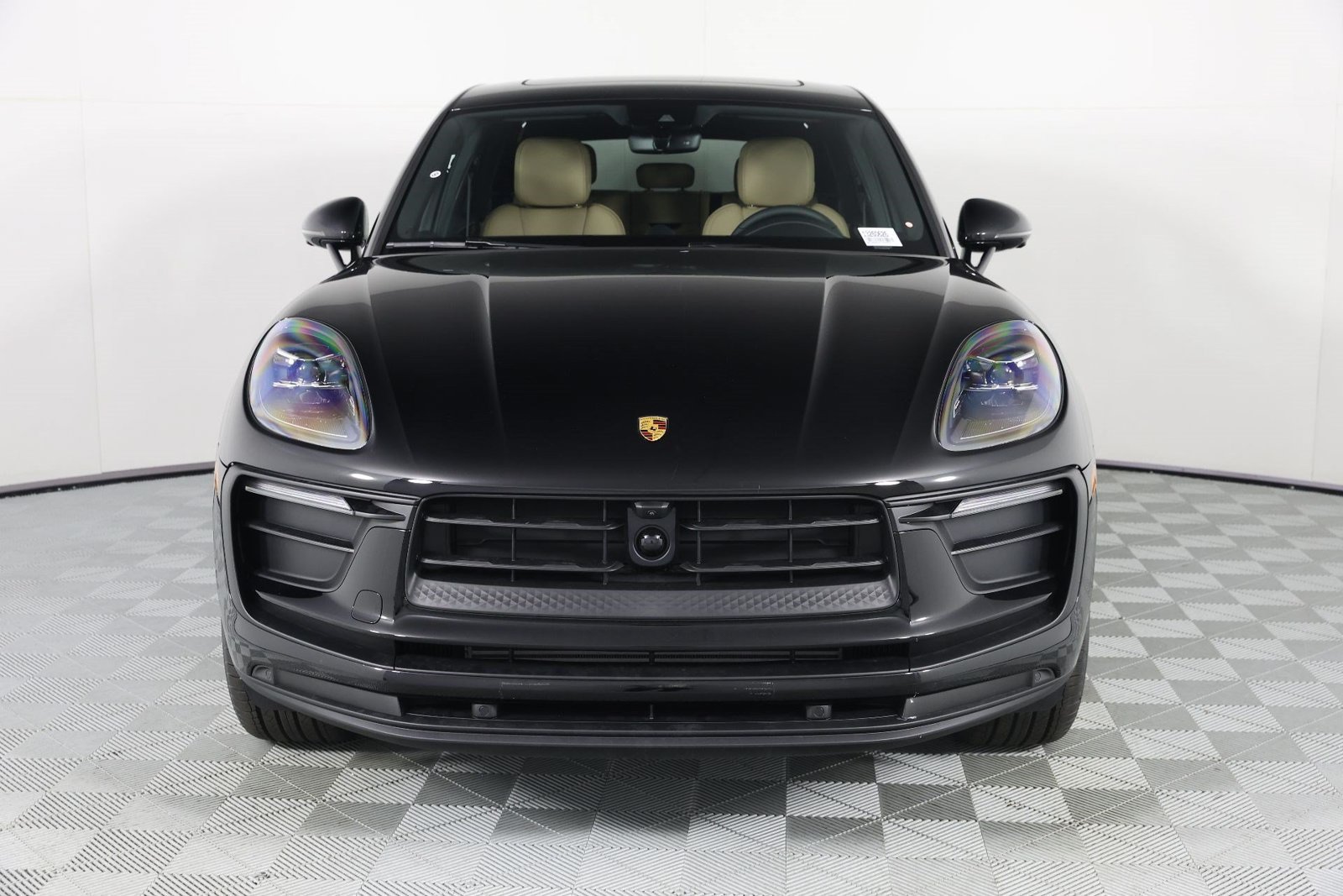New 2026 Porsche Macan AWD/4WD image 10