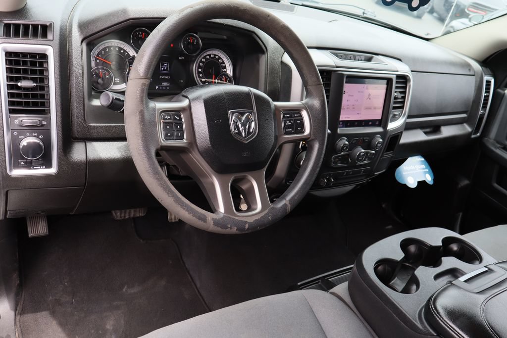 Used 2022 RAM 1500 Classic SLT w/ Electronics Group AWD/4WD image 11