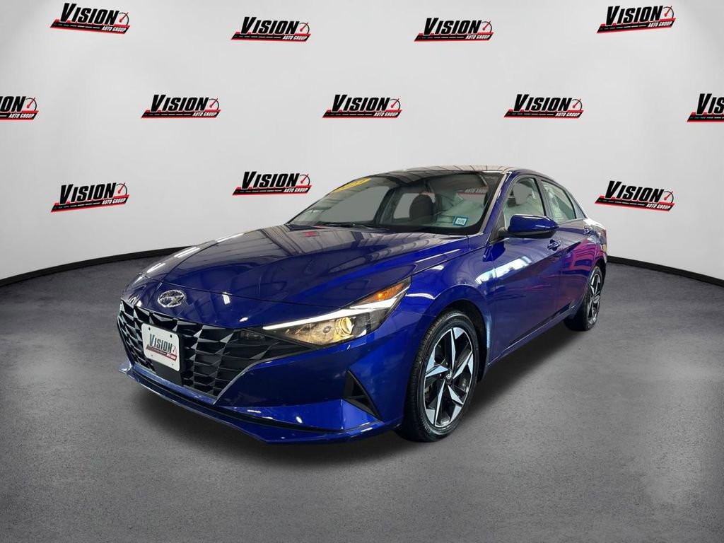 Used 2023 Hyundai Elantra SEL w/ Convenience Package