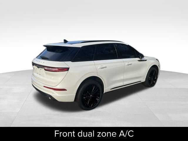 Certified 2023 Lincoln Corsair Reserve w/ Equipment Group 201A image 9