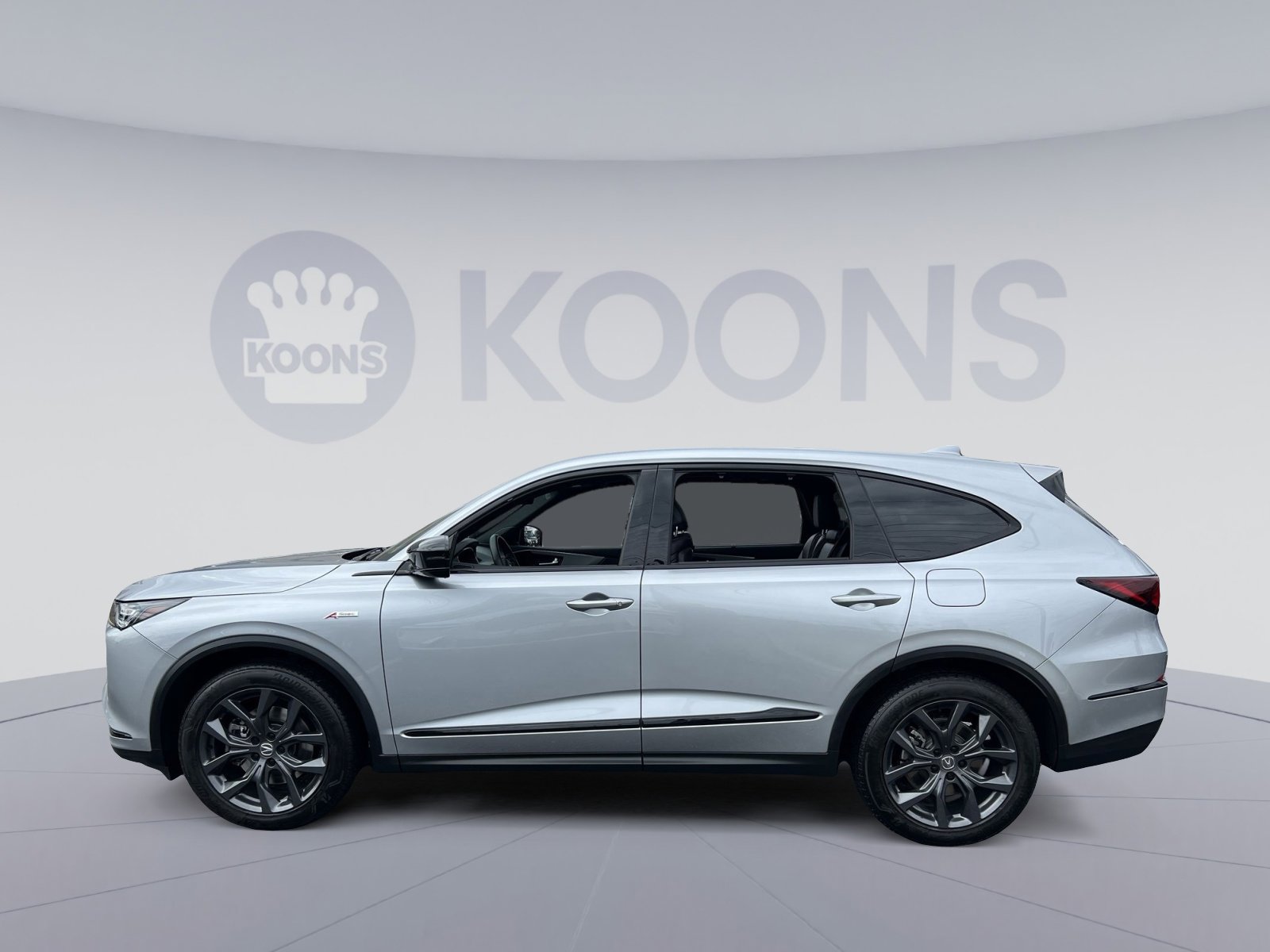 Used 2023 Acura MDX A-Spec image 2